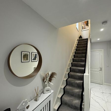 Modern Double & Single Room With Cozy Vibes Athy Esterno foto